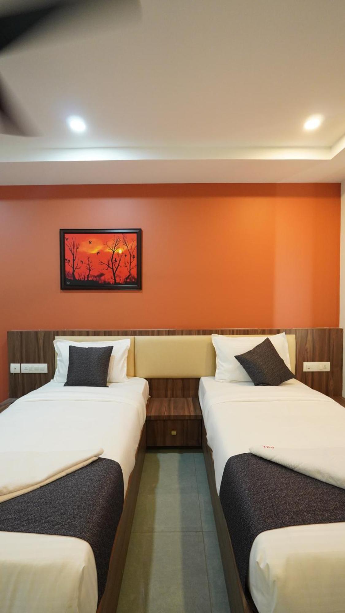 Hotel Hive Inn - Кожикоде Екстер'єр фото