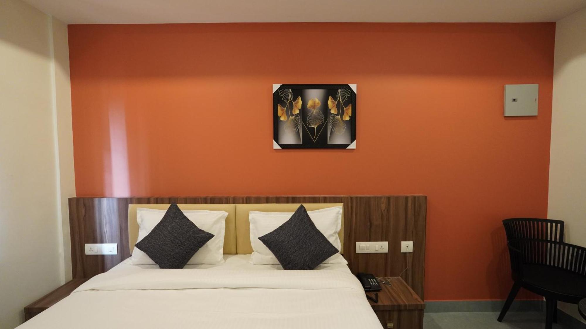 Hotel Hive Inn - Кожикоде Екстер'єр фото