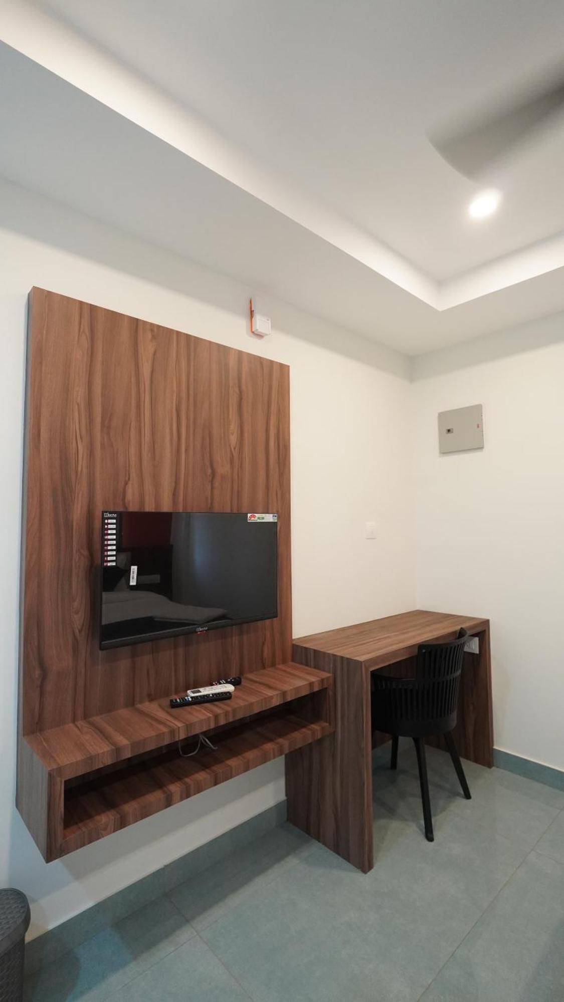 Hotel Hive Inn - Кожикоде Екстер'єр фото